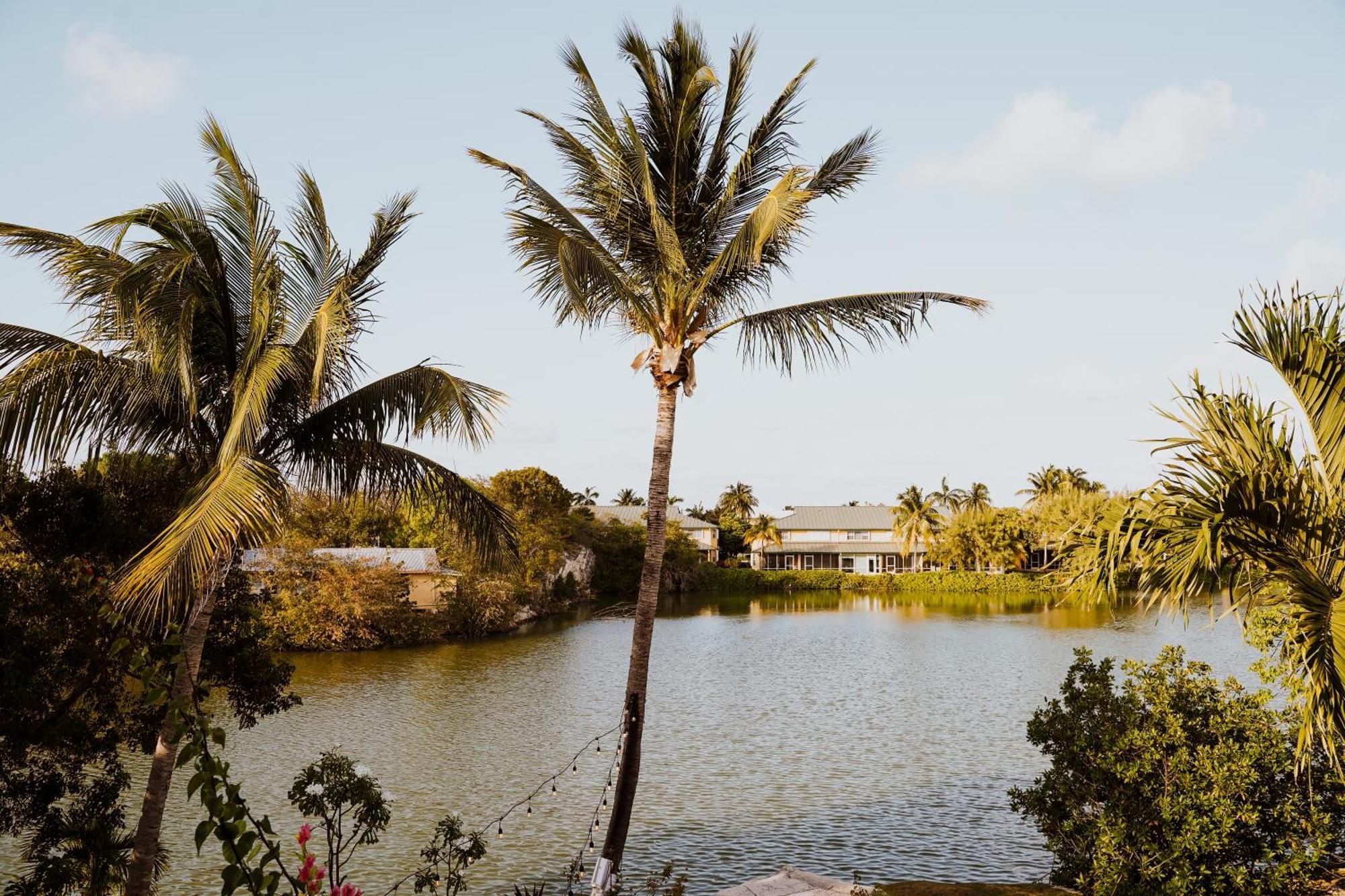 Shangri-La Boutique Bed & Breakfast West Bay Quarto foto